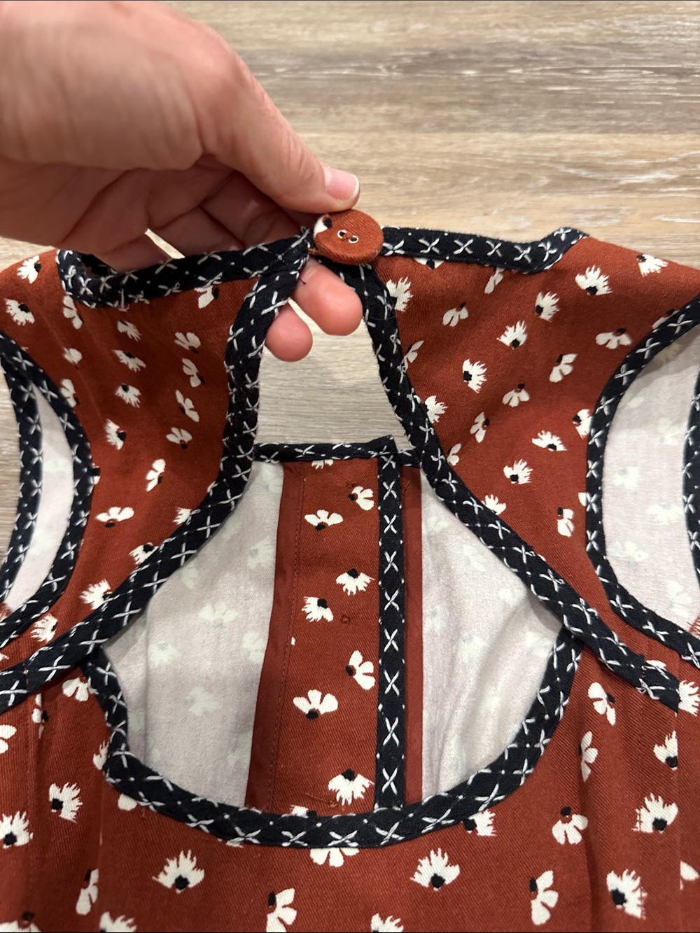 Anthropologie Rust Midi Dress with White Floral Print and Black Trim - Picture 13 of 16